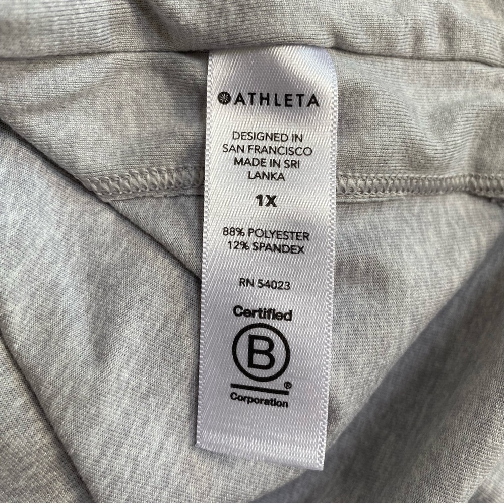 Athleta Light Heather Grey Uptempo Hoodie Size 1X - Picture 15 of 16